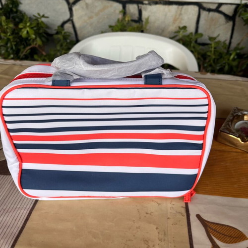 Avon shoulder bag new