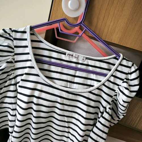 Zara pants with pink woman striped top, like new