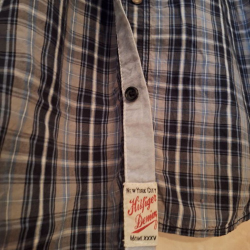 TH Short-Sleeve Shirt Tommy Hilfiger like new