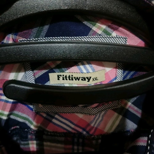 Checked shirt like new, size XXL with slim fit