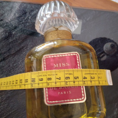 Miss de Rauch Paris dummy bottle vintage 16oz fl. 1960s new