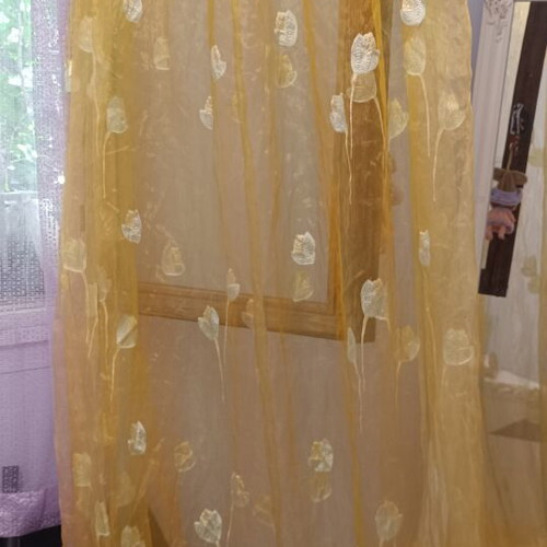 Yellow curtain with embroidered flowers like new 1.50x2.90 m