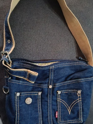 Levi's Handbag like new, jean style with adjustable strap