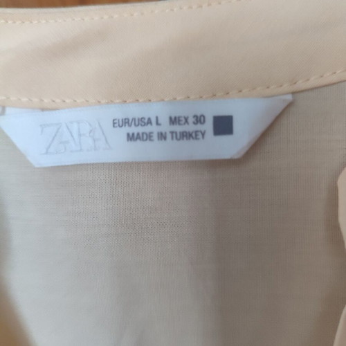 Zara dress like new, yellow with gold details and pockets