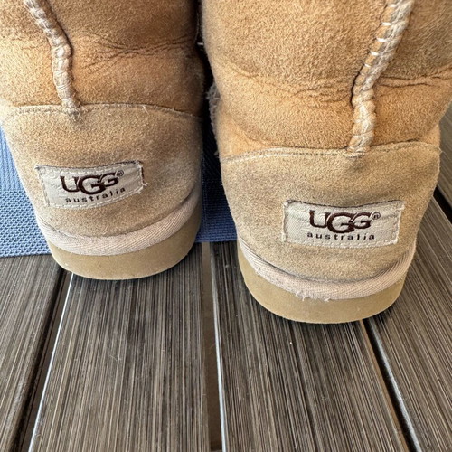 Ugg authentic tan beige boots used size 35