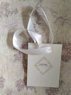 Paper bag like new, 11x8x4 centimeters