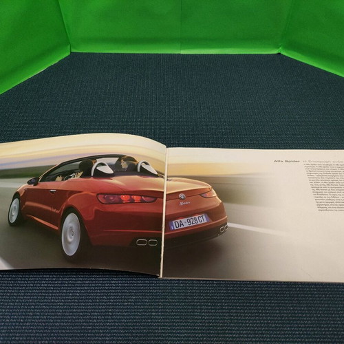 Alfa Romeo Spider official illustrated brochure like new