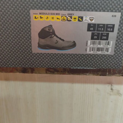 Safety Jogger electrician safety shoes new, size 45, black and blue
