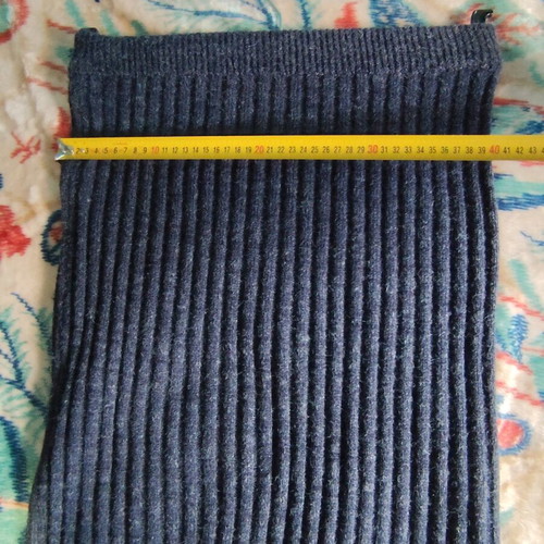 Blue elastic skirt like wool, like new