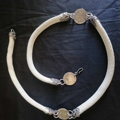 Whiting & Davis 1960's metal belt used, scaled mesh, white and silver