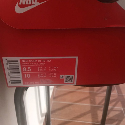 Nike Dunk High used, size 42, black and white