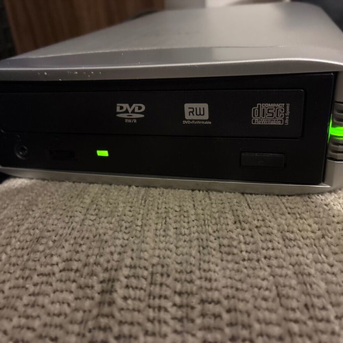 External 5.25” CD/CDRW/DVD/BLURAY Drive Case used with USB and power supply