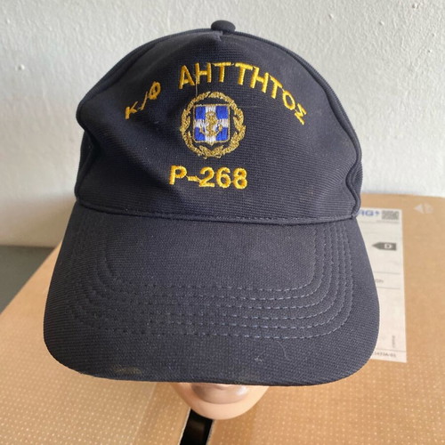 Military navy hat like new, collectible