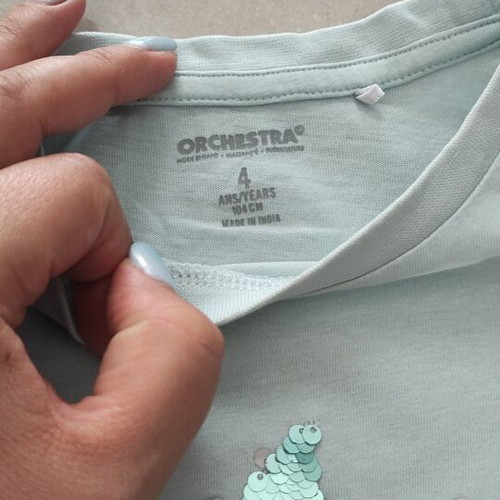 Orchestra T-shirt with color-changing sequins, size 104 cm, like new