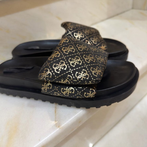 Guess sandals like new, size 40, black and gold