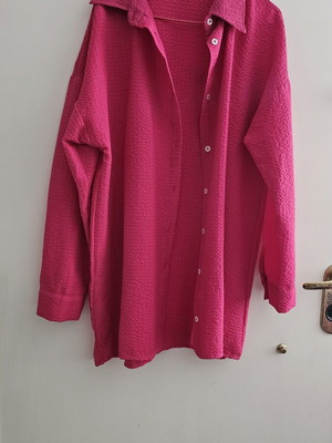 Oversized fuchsia shirt and shorts set new, fits small to large