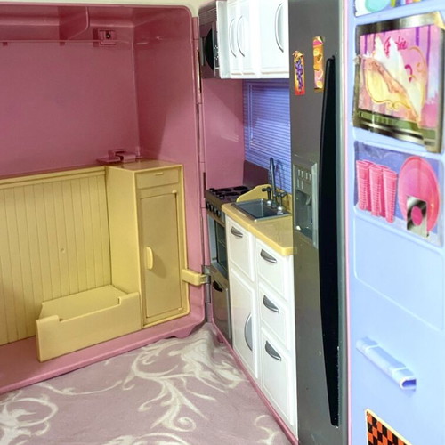 Barbie Hot Tub Party Bus 2006 used with working lights and sounds