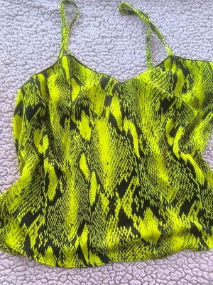 Primark snake print top like new, size S or M