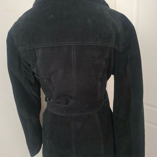 Women's black suede jacket size M like new with fur collar
