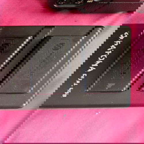 Μεγάλη ευκαιρία Sony επαγγελματικό σετ φωτογραφικής μηχανής φακών κ τρίποδο κ πολλά extra