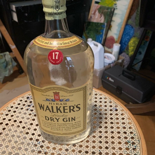 Walkers dry gin 2 lt new, old bottle