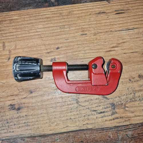 Knipex pipe cutter used, high quality