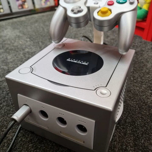 GameCube support stand new for console and controller