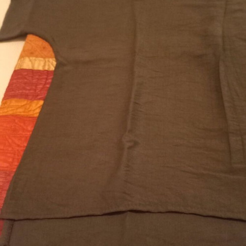 Women's blouse in olive color like new, size L