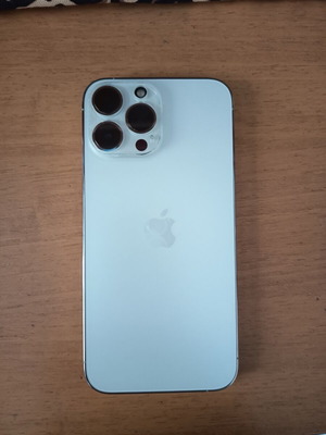 IPhone 13 Pro Max used 128 GB with screen protector and 3 cases