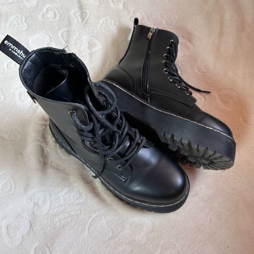 Coolway platform boots size 40 like new, black