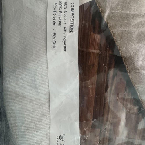 Comforter Set Louvre double new in packaging white ecru with gold designs