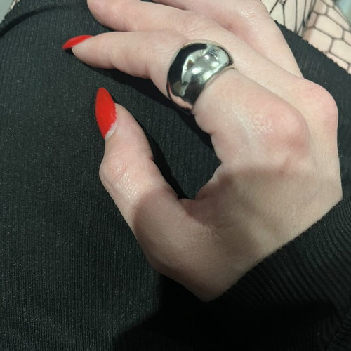 Silver ring brand new in excellent condition