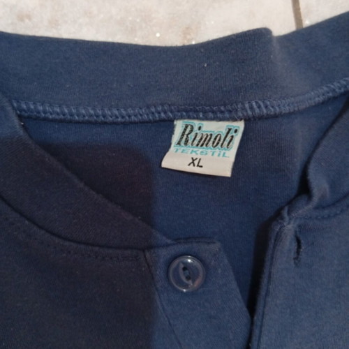 Men's blouse size XL, like new