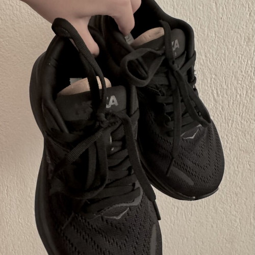 Hoka One One Bondi 8 running shoes, black, size 37 1/3