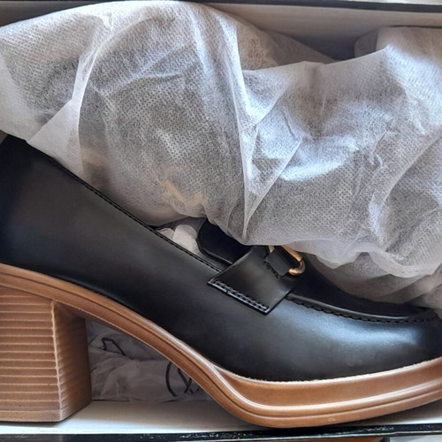 A To Z Greek Shoes new, size 39, 7cm heel, black ERYNM