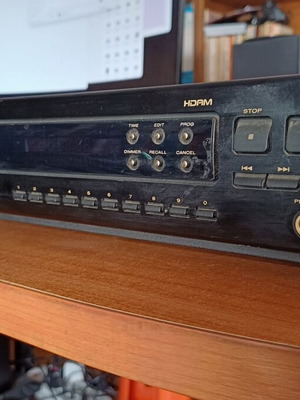 Marantz CD-67 CD player, classic model with analog and digital outputs