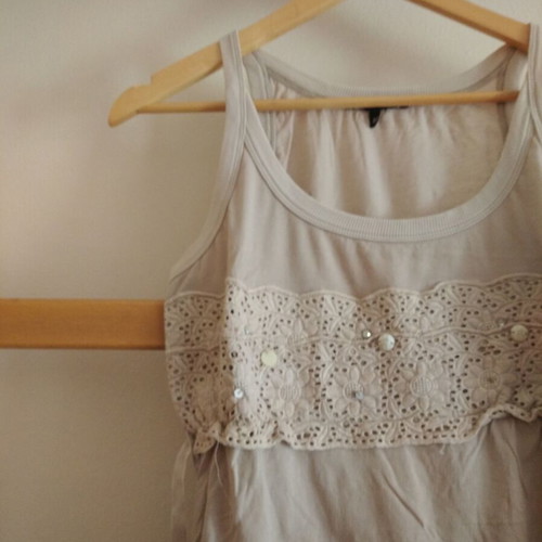 Summer blouse with embroidery and ribbon, size M