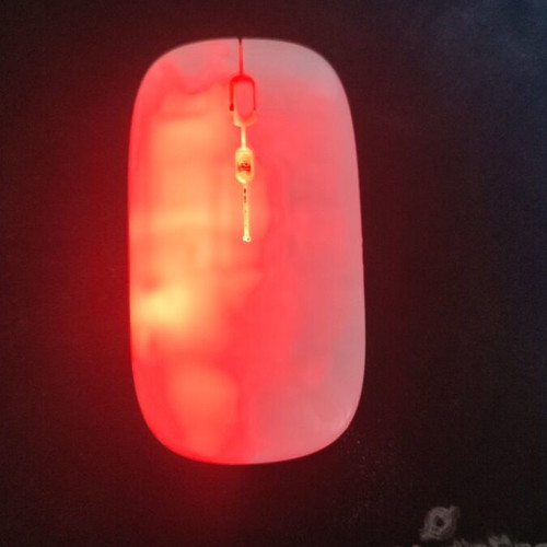 RGB wireless Bluetooth mouse like new with DPI button and USB A charging