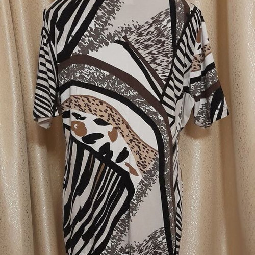 Alessa W Collection Printed Short-Sleeve Blouse XL used