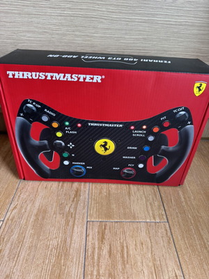 Thrustmaster Ferrari 488 GT3 волан за състезания като нов