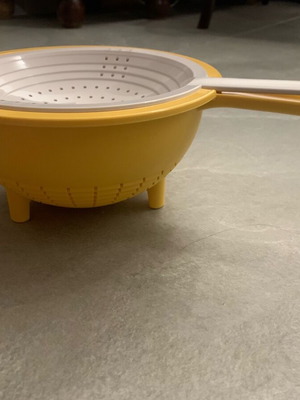 Tupperware double colander new