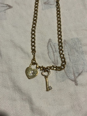Gold chain necklace with heart and key zirconia