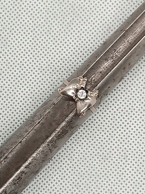 Bow ring with rhinestones size 7.25