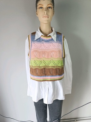 Zara knitted vest multicolor like new, cropped