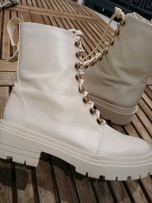 Voi Noi No39 boots used, beige/sugar color