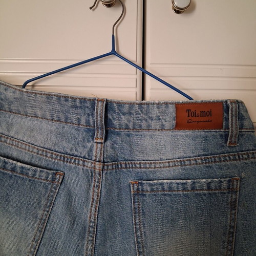 Guess lace top and Toi&Moi denim shorts new, medium size