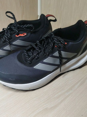 Αθλητικά παπούτσια Adidas Cloudfoam, μαύρα, νούμερο 42,5