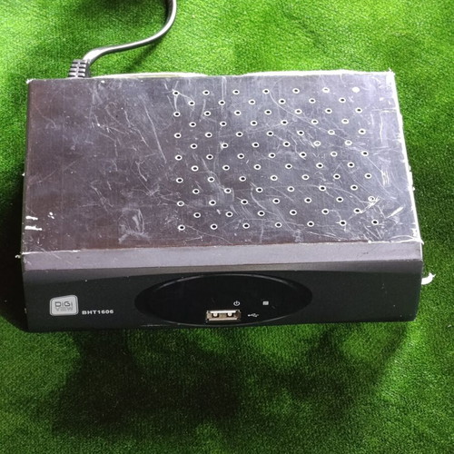DigiView BHT1606 set-top box with front USB port