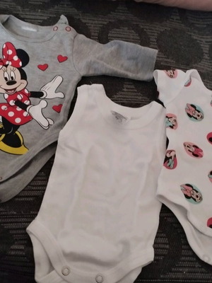 Baby bodysuits for girl like new, pack of 3 pieces