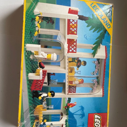 Lego 6376 Breezeway Cafe used vintage set with box and instructions